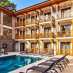 Akyaka Viya Otel *